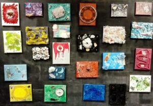 PROJET-VIES-DE-PAPIERS-VIGNETTE-HD-ANNE-BATTOUE-ARTISTE-PEINTRE-FRANCE