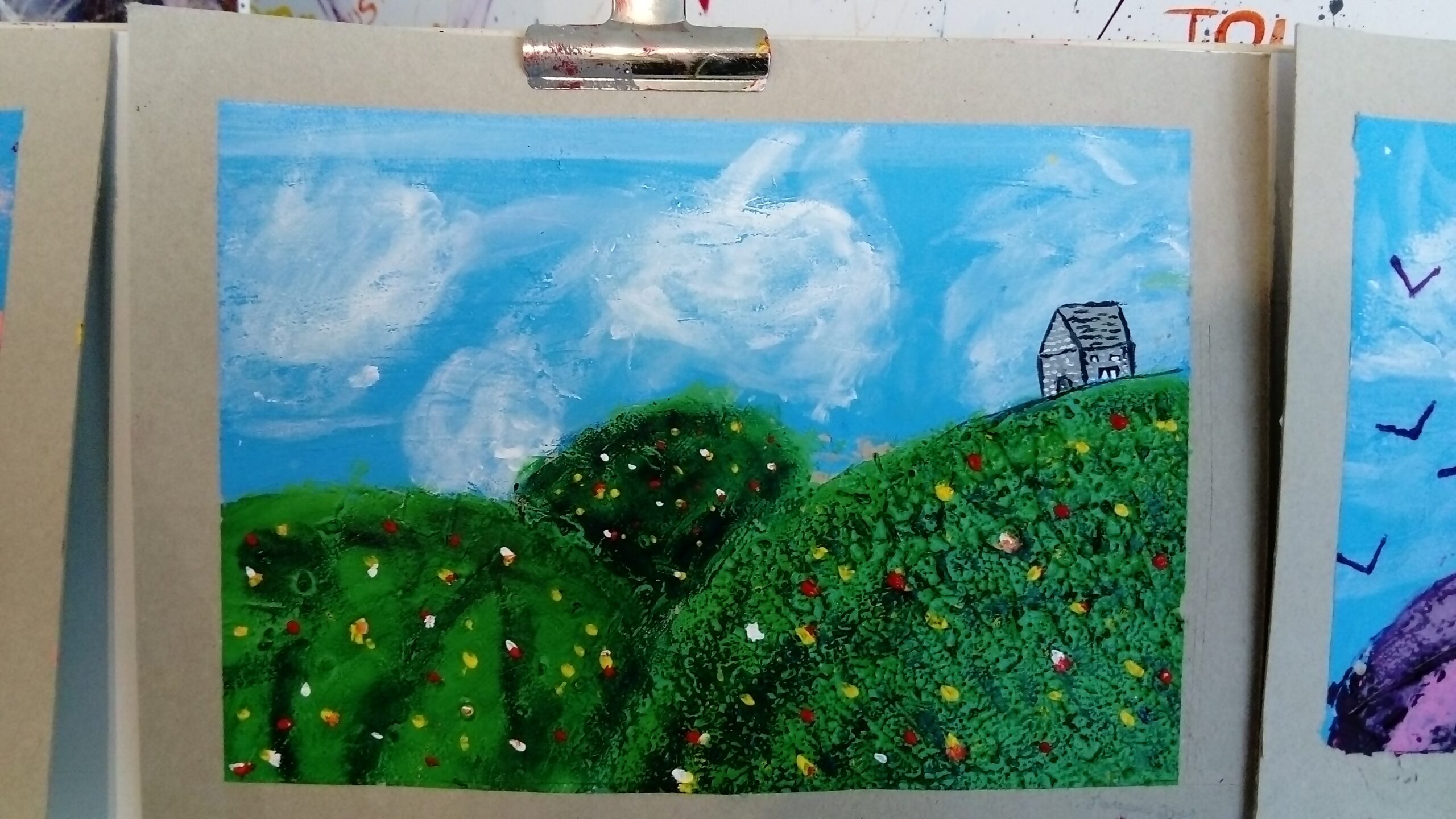 EDUCATION-ARTISTIQUE-ATELIER-DES-COULEURS-GURMENCON-ANNE-BATTOUE-ARTISTE-PEINTRE