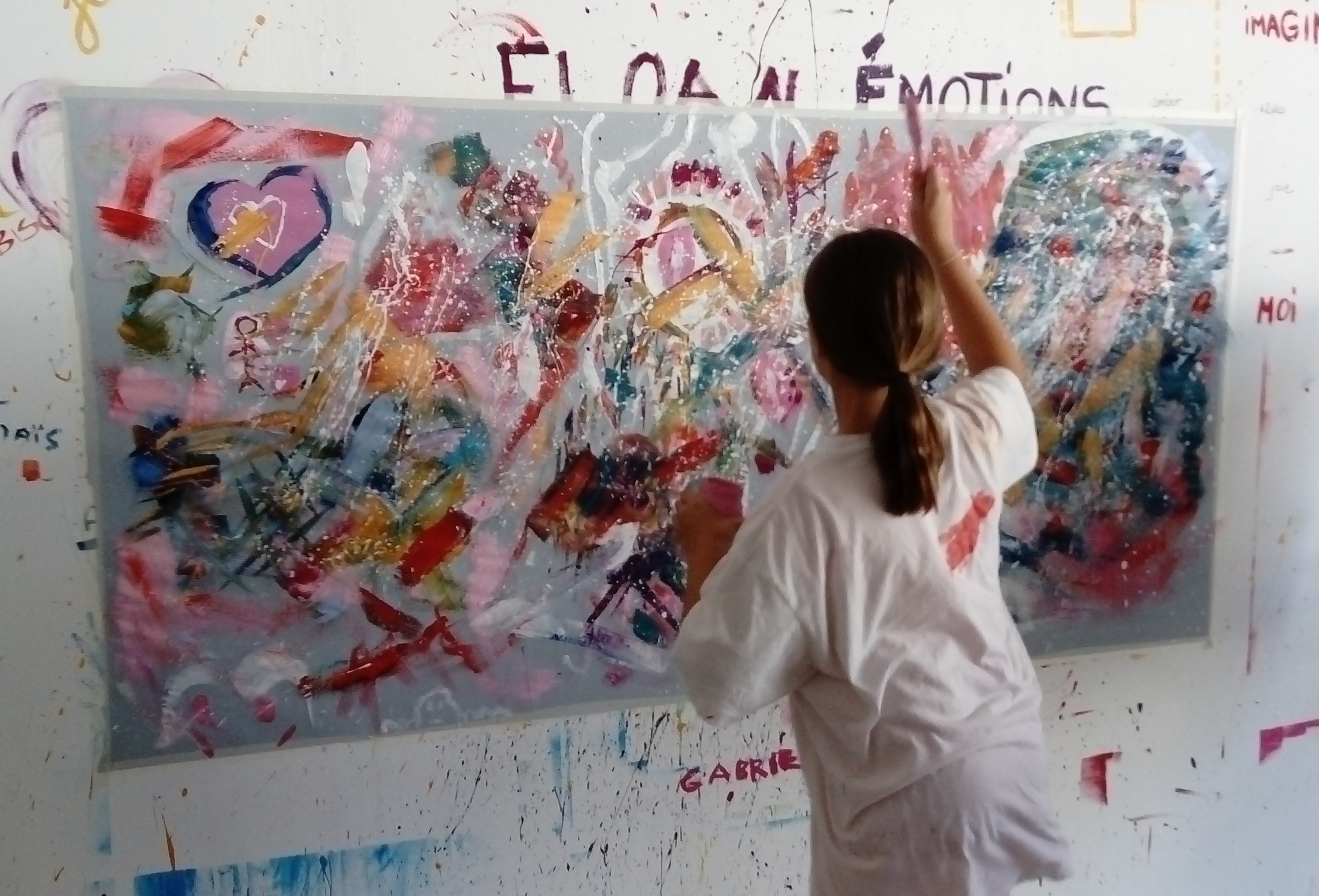EDUCATION-ARTISTIQUE-ATELIER-DES-COULEURS-GURMENCON-ANNE-BATTOUE-ARTISTE-PEINTRE