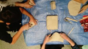EDUCATION-ARTISTIQUE-EVENEMENTS-ANNE-BATTOUE-ARTISTE-PEINTRE