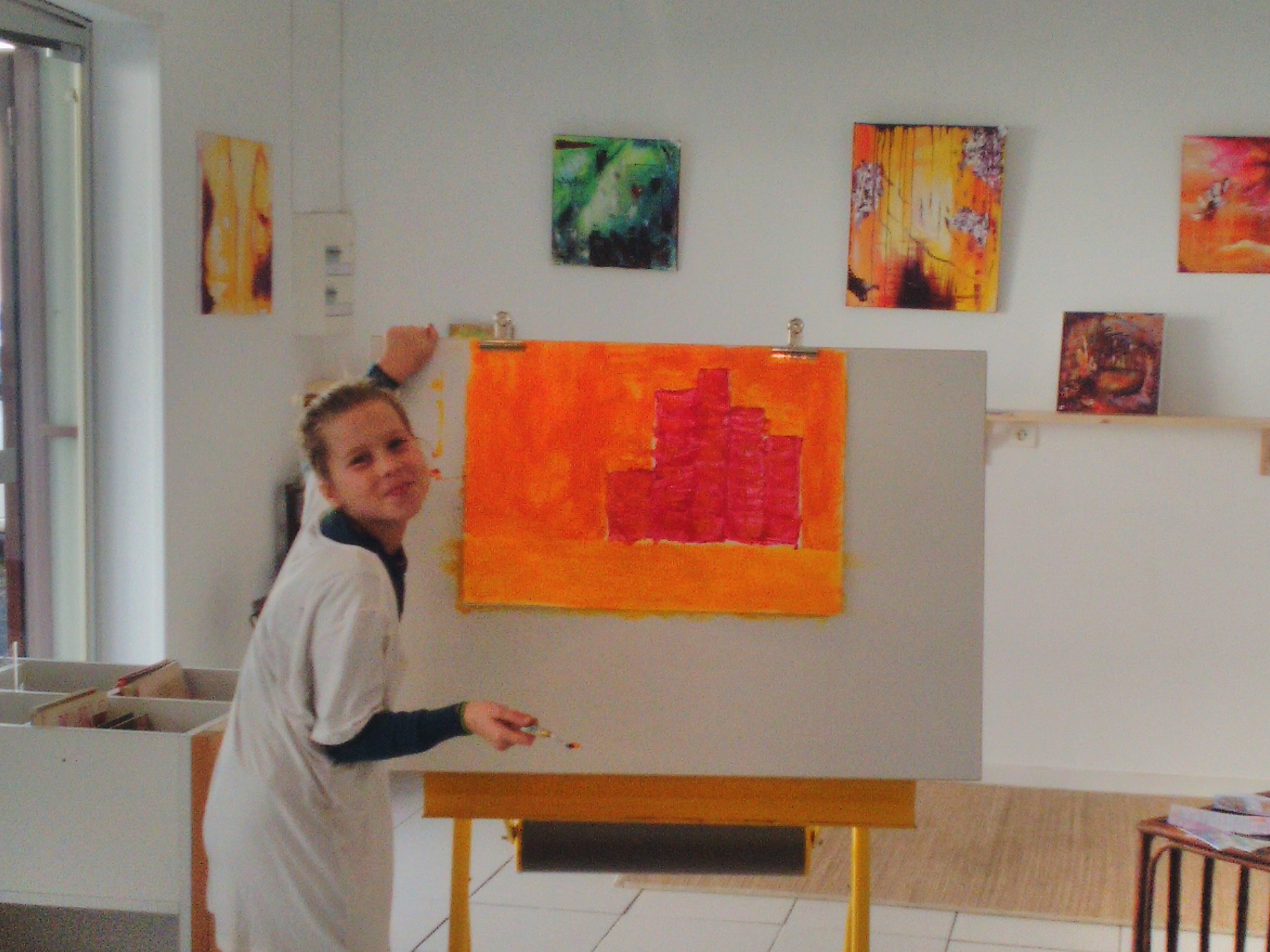 EDUCATION-ARTISTIQUE-ATELIER-DES-COULEURS-GURMENCON-ANNE-BATTOUE-ARTISTE-PEINTRE