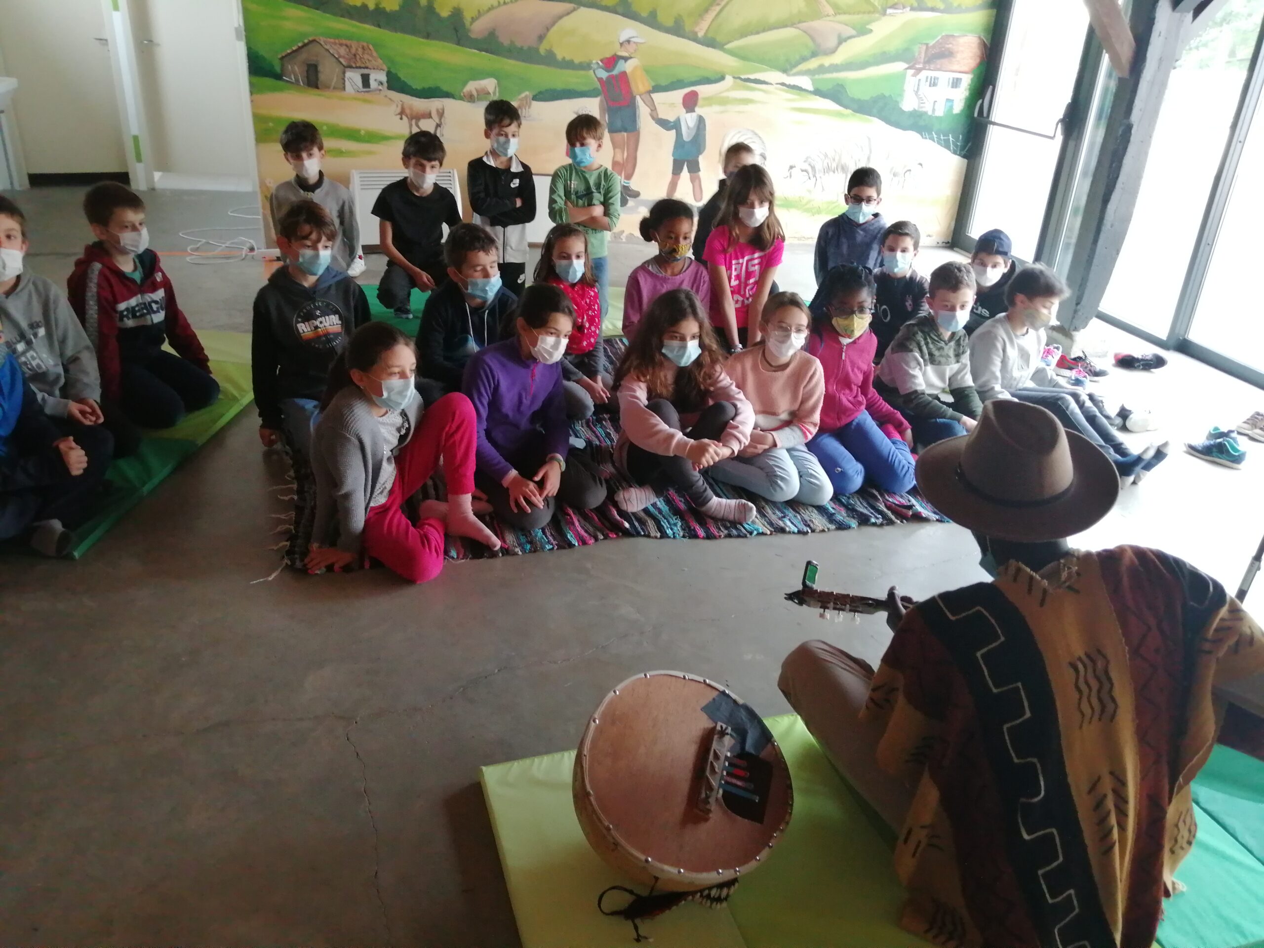 EDUCATION-ARTISTIQUE-EVENEMENTS-ANNE-BATTOUE-ARTISTE-PEINTRE