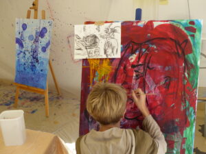 EDUCATION-ARTISTIQUE-ATELIER-DES-COULEURS-GURMENCON-ANNE-BATTOUE-ARTISTE-PEINTRE